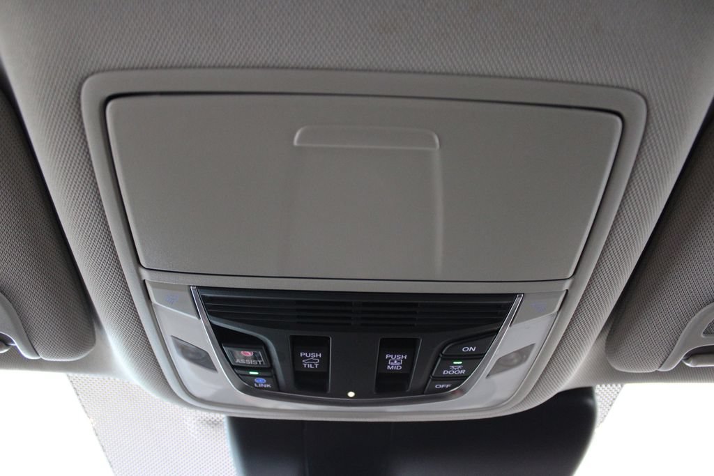 Certified 2023 Acura RDX w/ Technology Package FWD image 34