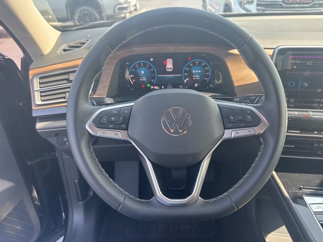 Used 2024 Volkswagen Atlas SE image 13