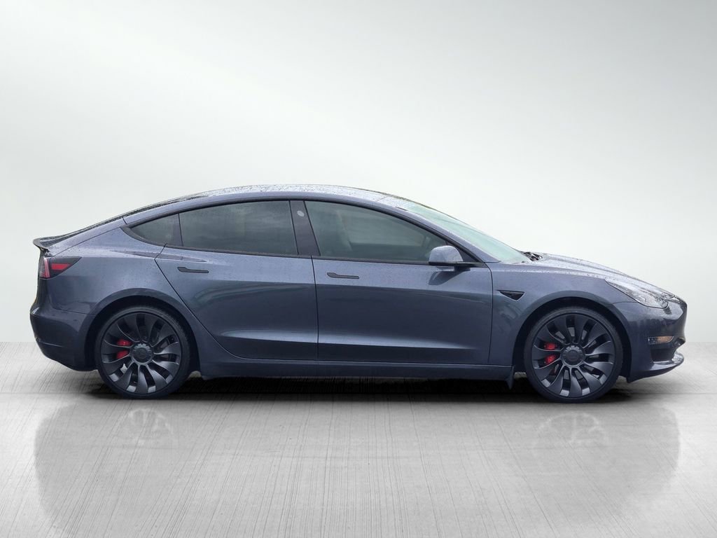 Used 2023 Tesla Model 3 Performance image 3