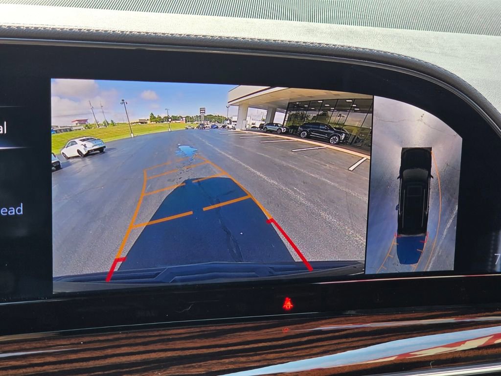 Used 2022 Cadillac Escalade Premium Luxury RWD image 26