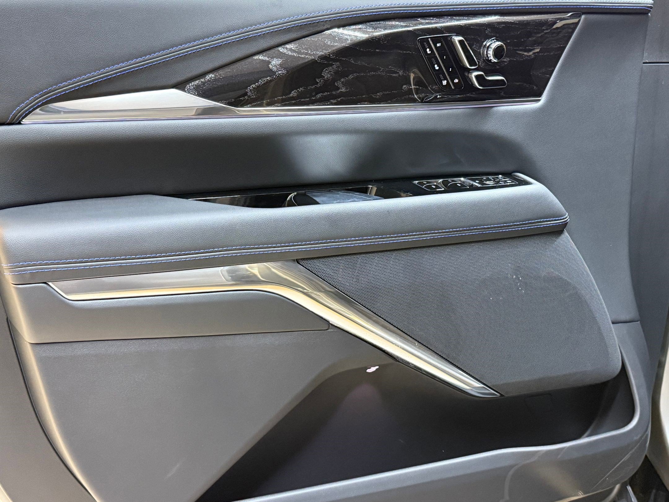 New 2026 Cadillac Escalade IQ Sport 1 image 11