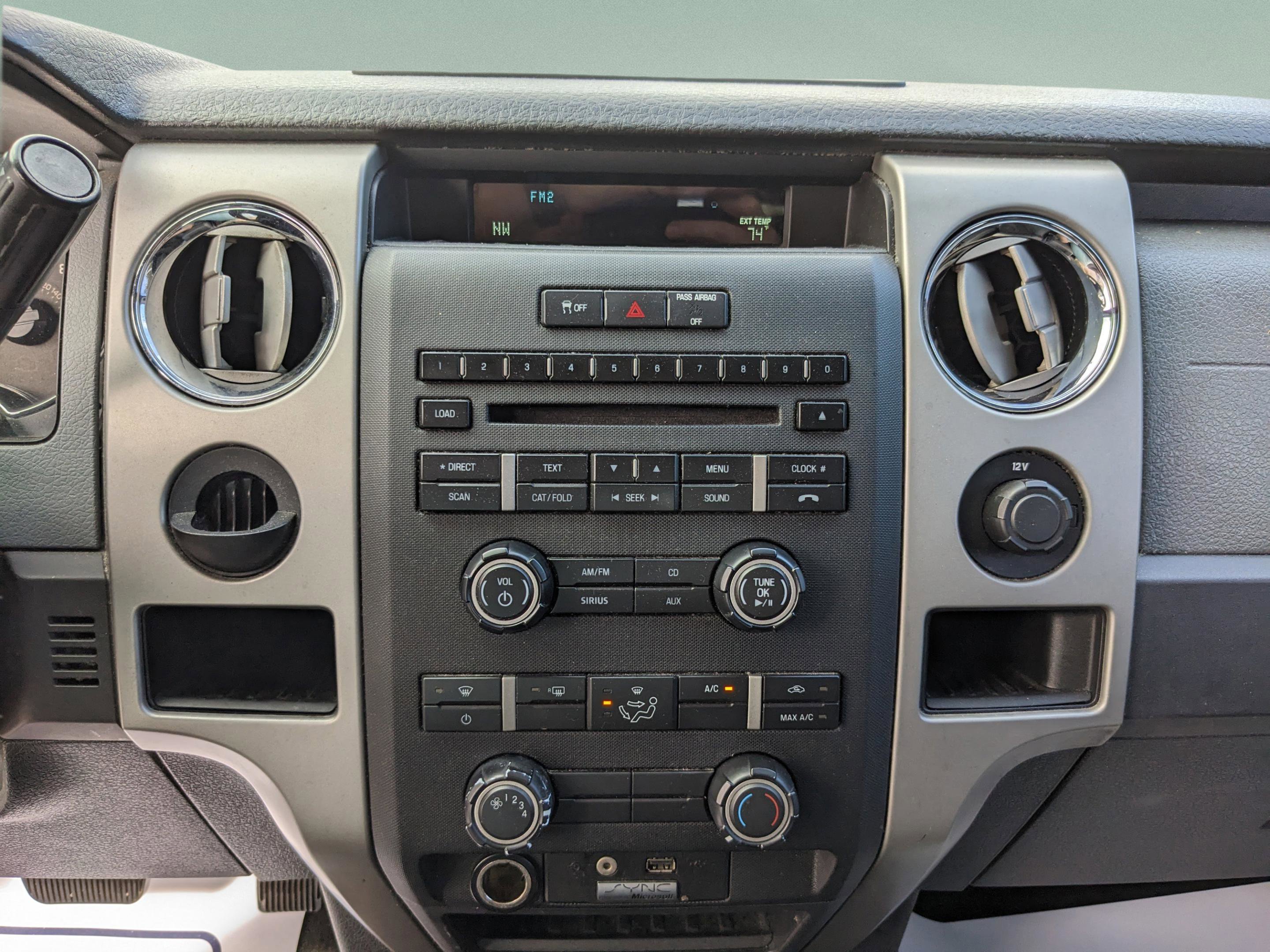 Used 2011 Ford F150 XLT w/ XLT Convenience Pkg image 24