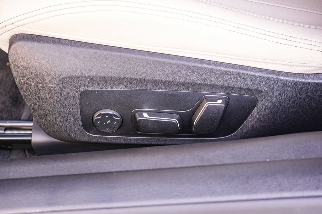 Used 2026 BMW 430i Coupe w/ M Sport Package RWD image 21