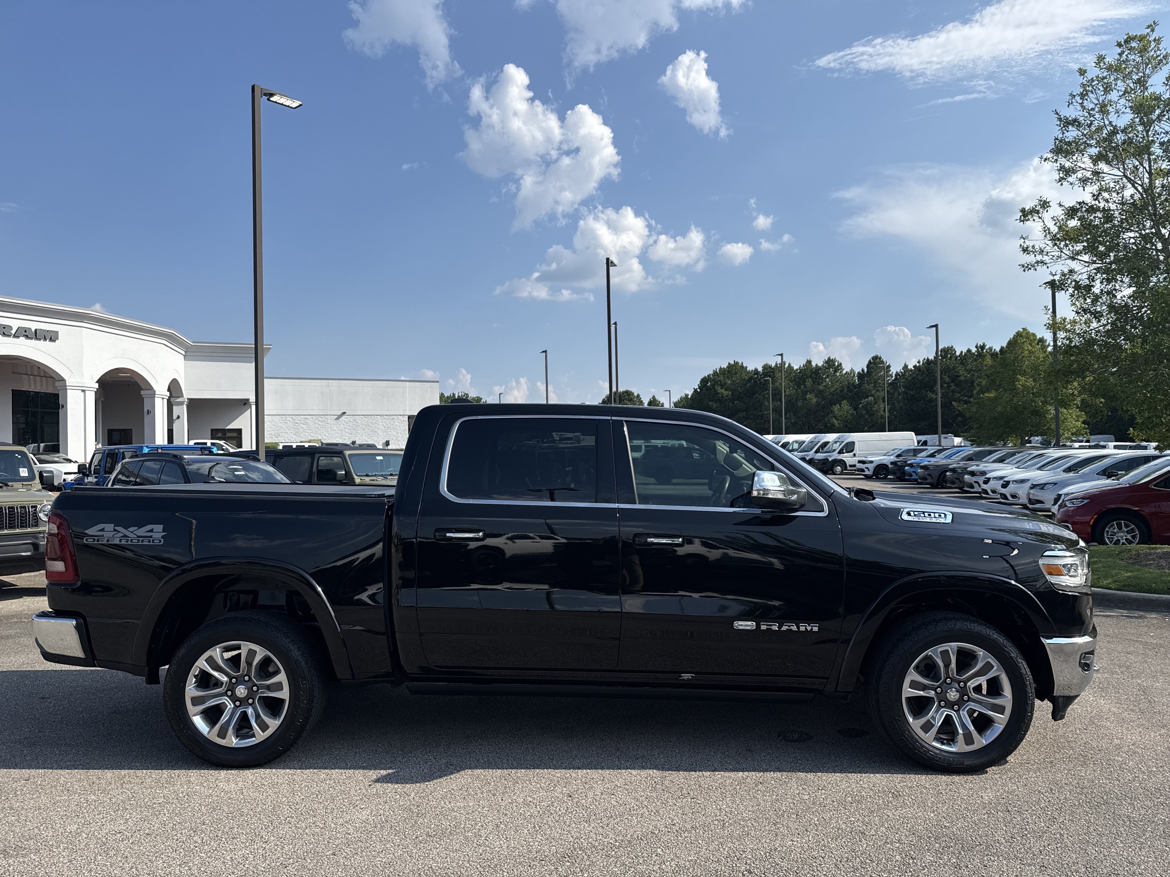 Used 2019 RAM 1500 Limited AWD/4WD image 7