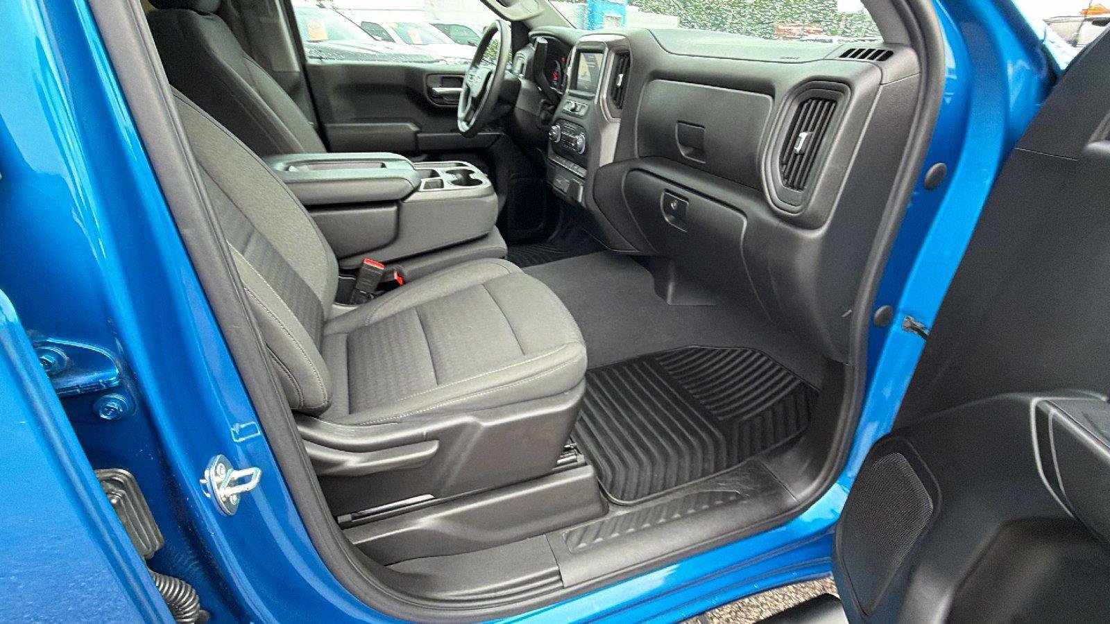 Used 2023 Chevrolet Silverado 1500 Custom w/ LPO, Dark Essentials Package RWD image 16