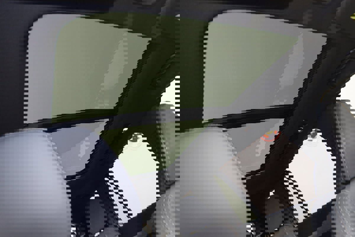 Used 2024 Volvo XC90 T8 Ultimate w/ Protection Package Premier image 11