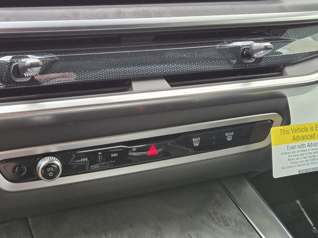 New 2026 BMW X5 xDrive50e w/ Executive Package image 22