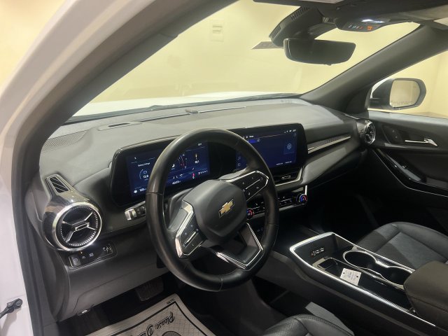 Certified 2025 Chevrolet Equinox LT w/ Convenience Package II FWD image 9