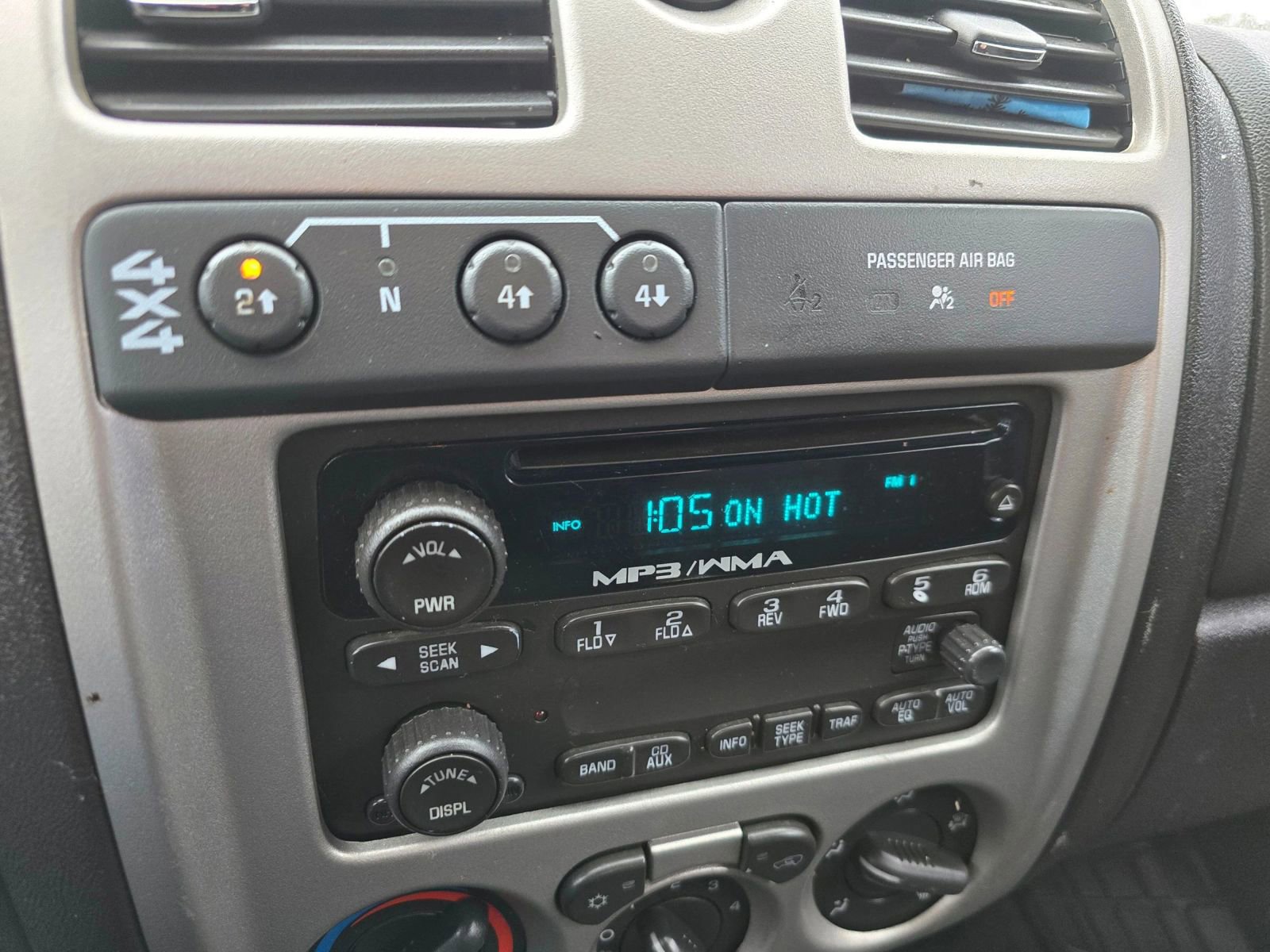 Used 2008 Chevrolet Colorado LT image 21