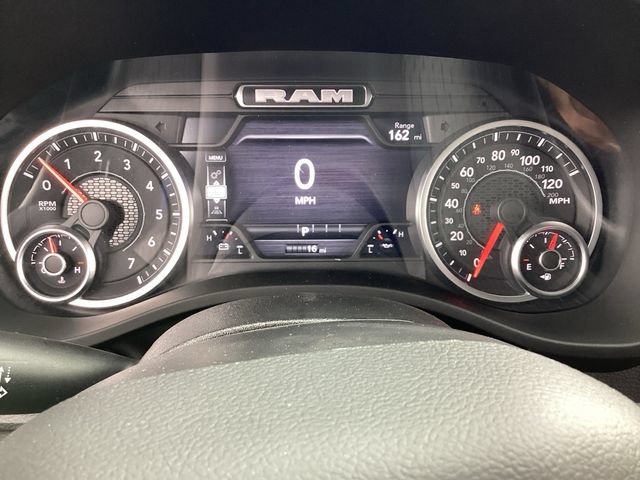 New 2026 RAM 1500 Express AWD/4WD image 16