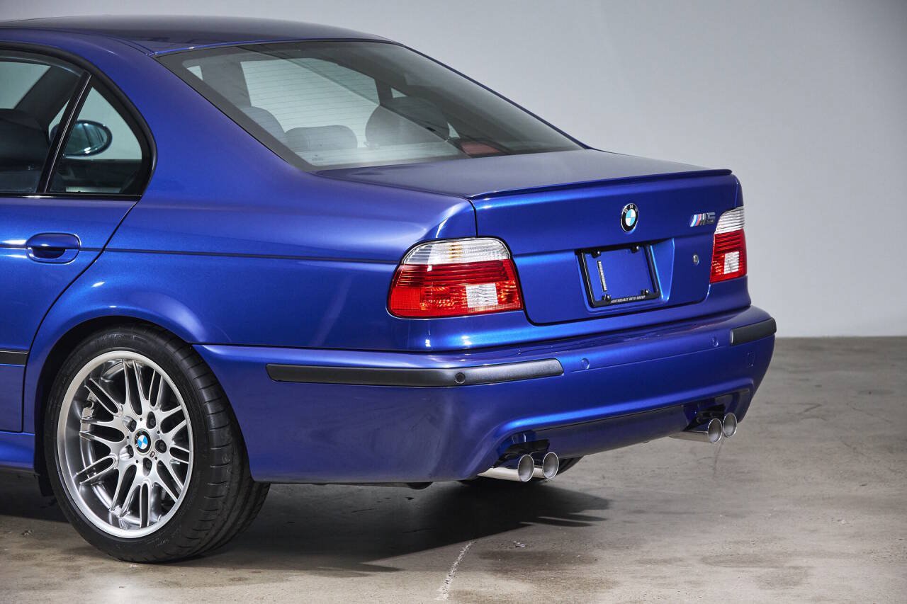 Used 2002 BMW M5 RWD image 14