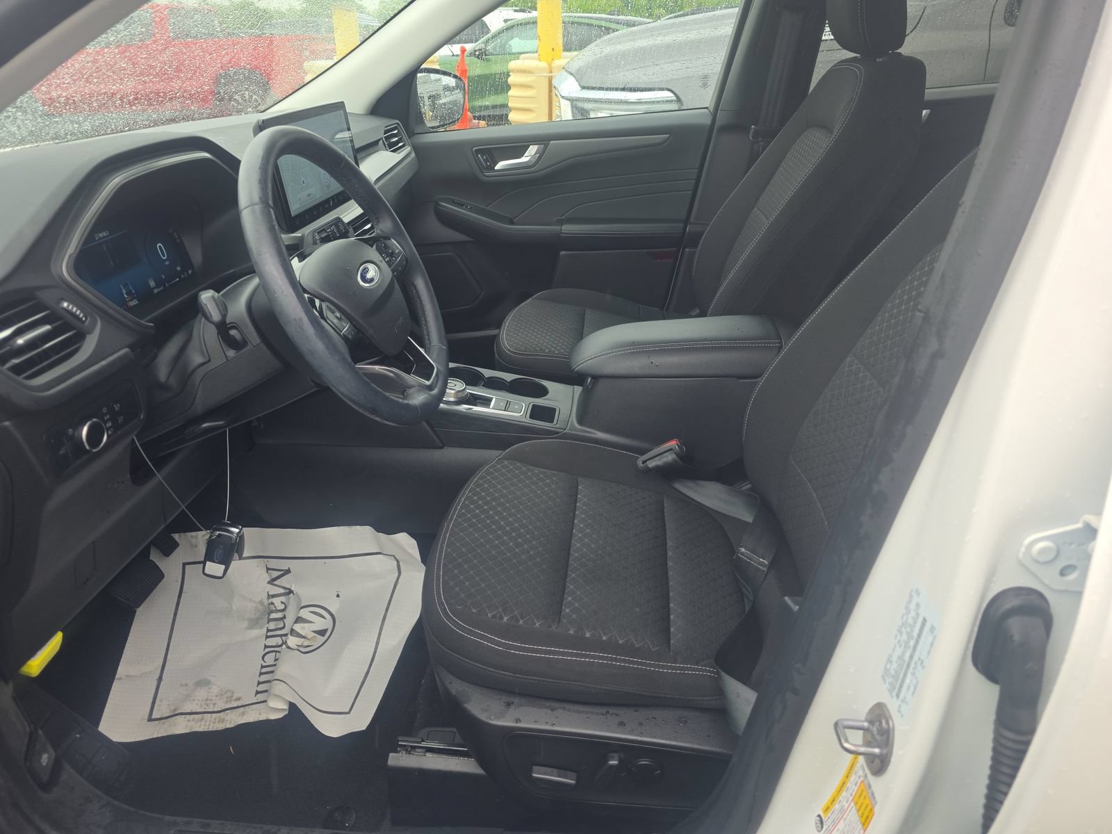 Used 2023 Ford Escape Active w/ Tech Pack #2 AWD/4WD image 8