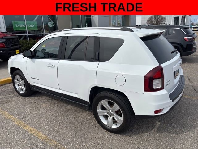 Used 2016 Jeep Compass Sport w/ Power Value Group AWD/4WD image 4