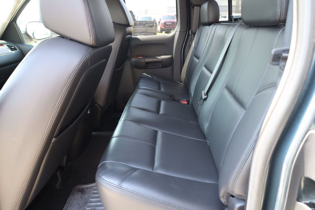 Used 2007 Chevrolet Silverado 1500 LTZ w/ Suspension Package, Off-Road" AWD/4WD image 17