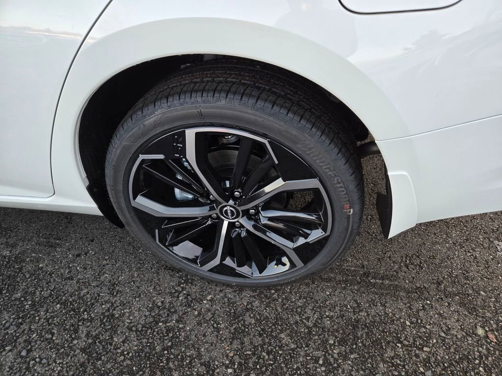 New 2025 Nissan Altima 2.5 SR w/ SR Premium Package image 5