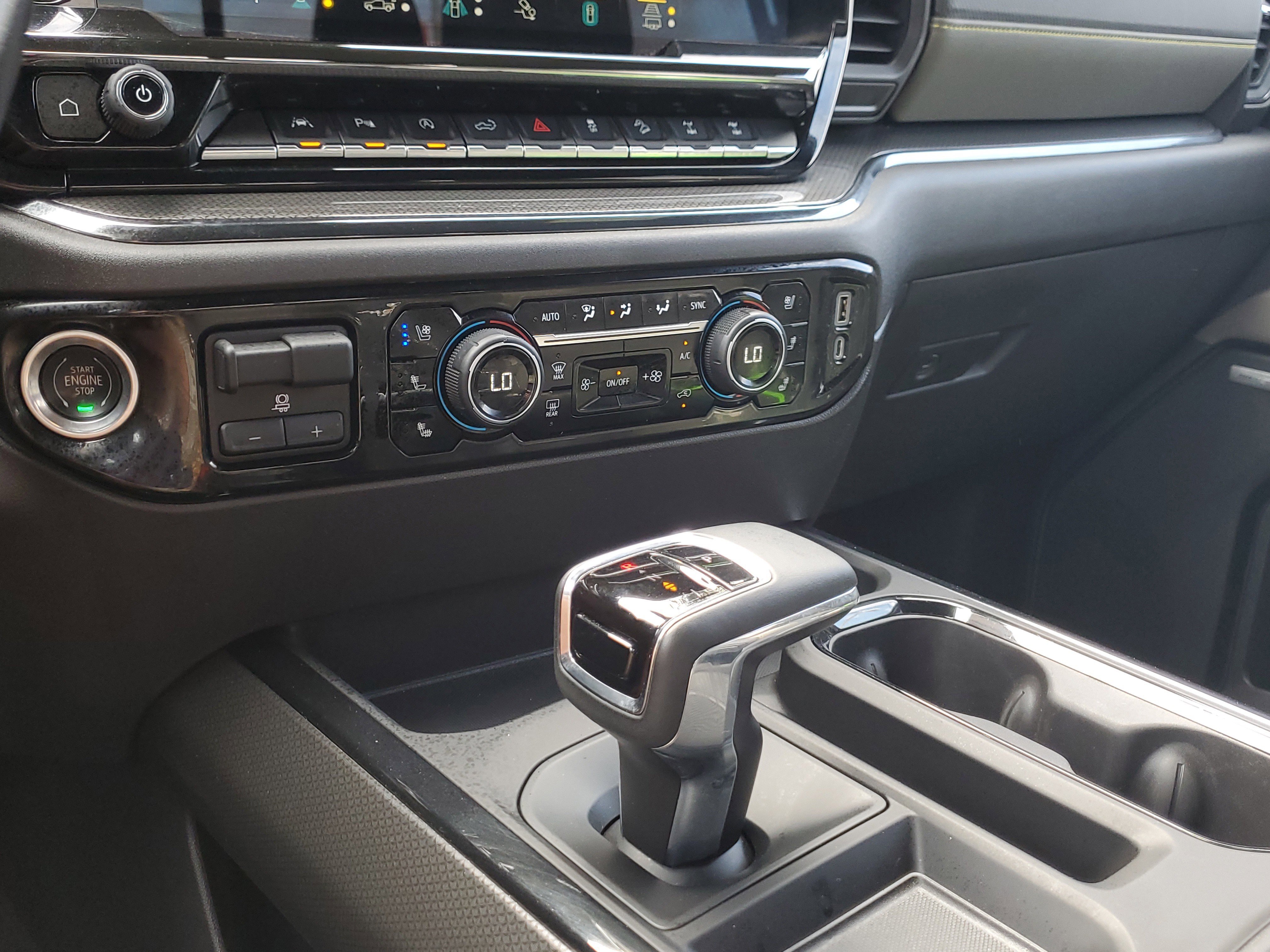 Used 2023 Chevrolet Silverado 1500 ZR2 w/ Technology Package image 28