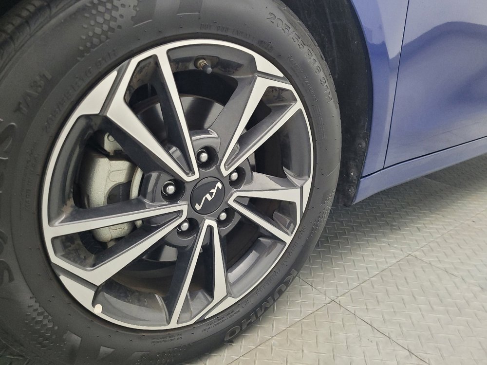 Used 2024 Kia Forte LXS image 31