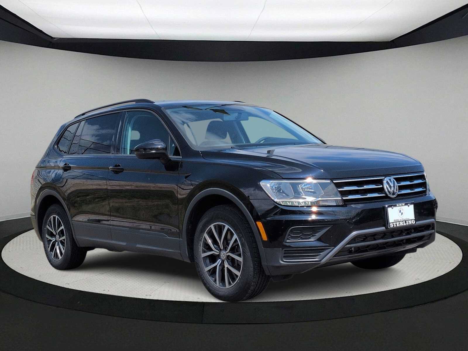 Used 2021 Volkswagen Tiguan S FWD image 2