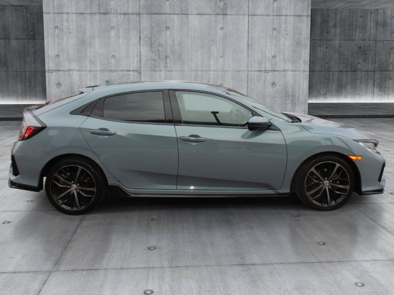Used 2020 Honda Civic Sport image 33