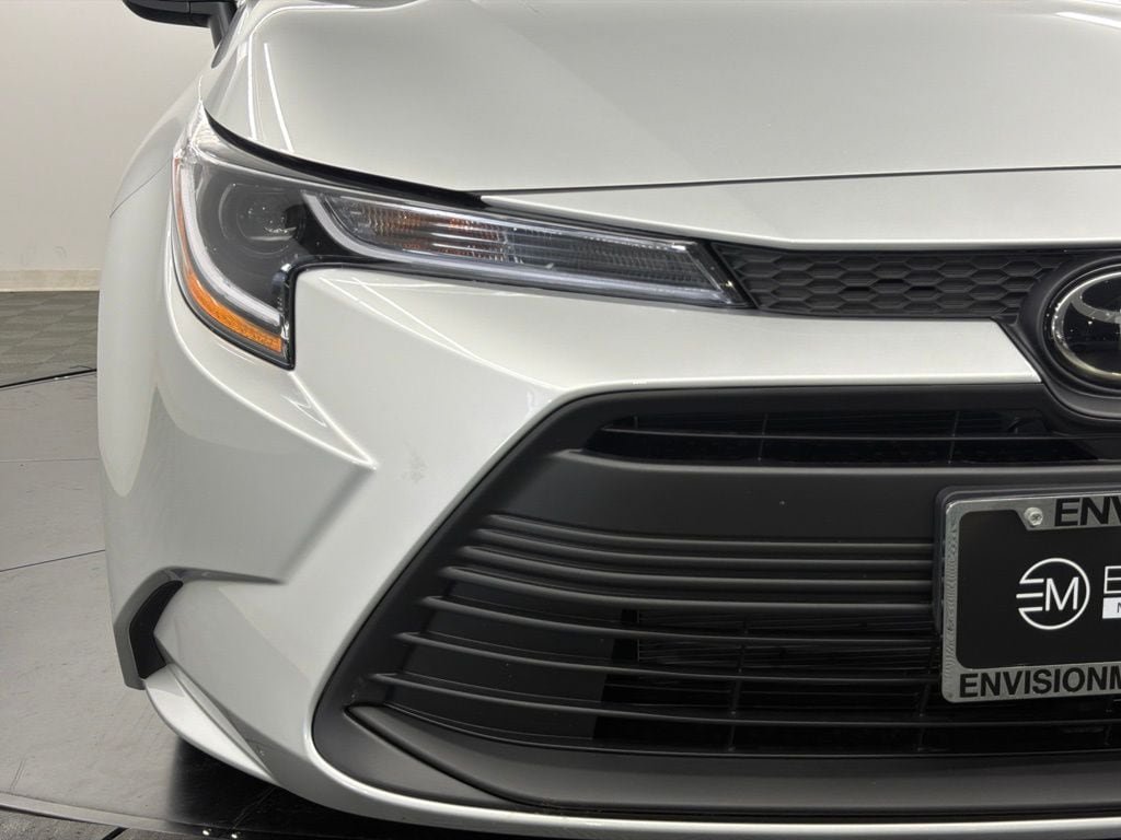 Certified 2026 Toyota Corolla LE FWD image 9