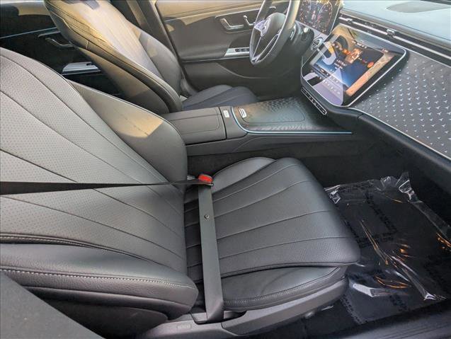 Used 2025 Mercedes-Benz E 350 Sedan image 22