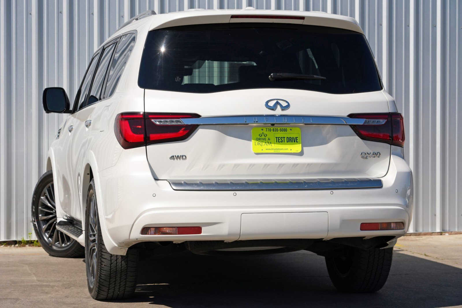 Used 2023 INFINITI QX80 Sensory w/ Cargo Package image 6