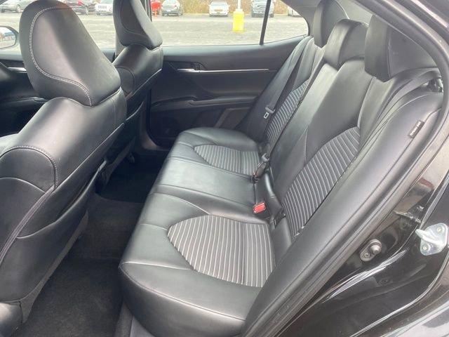 Used 2023 Toyota Camry SE image 18