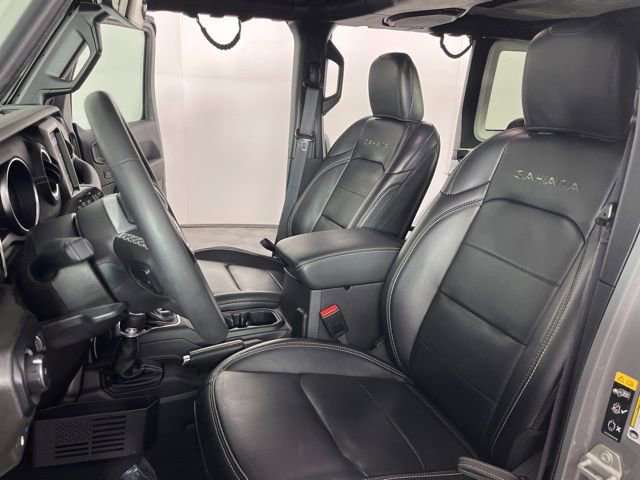 Used 2023 Jeep Wrangler Unlimited Sahara w/ Cold Weather Group image 18