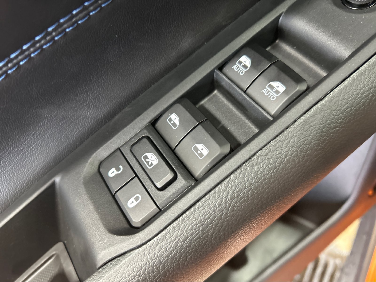 New 2026 Jeep Compass Latitude AWD/4WD image 29