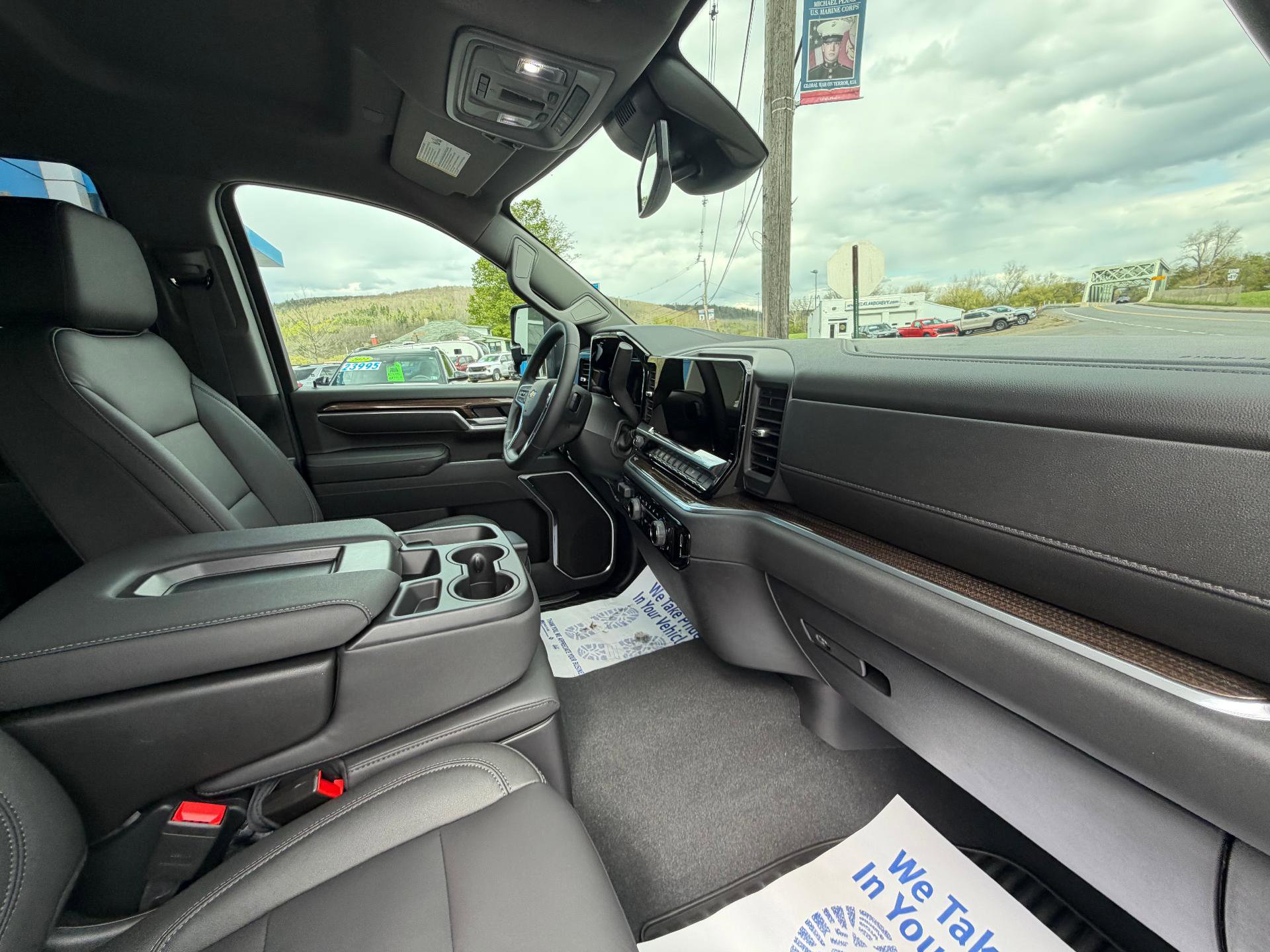 New 2026 Chevrolet Silverado 3500 LT w/ All Star Edition AWD/4WD image 25