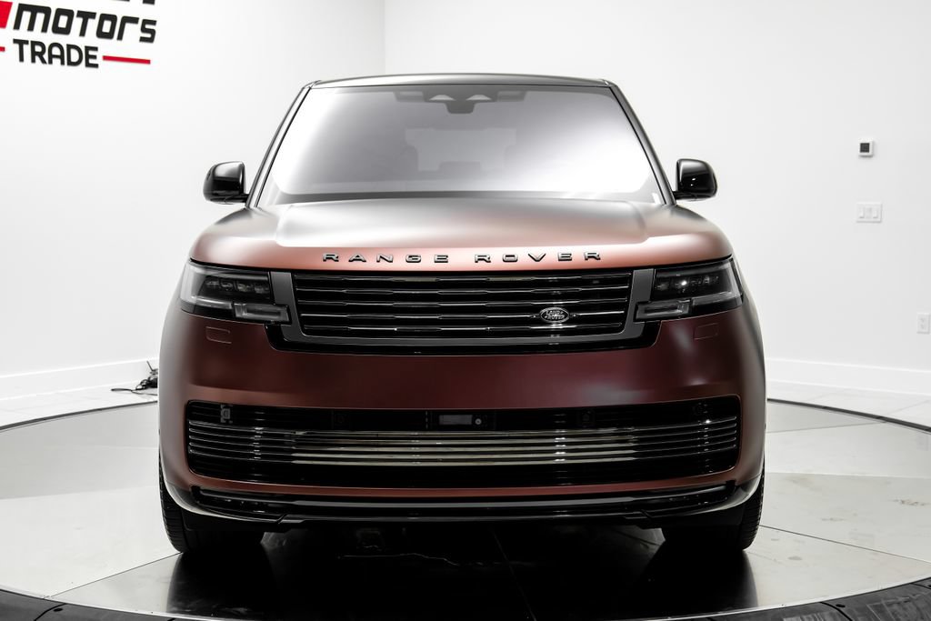 Used 2023 Land Rover Range Rover SV AWD/4WD image 2