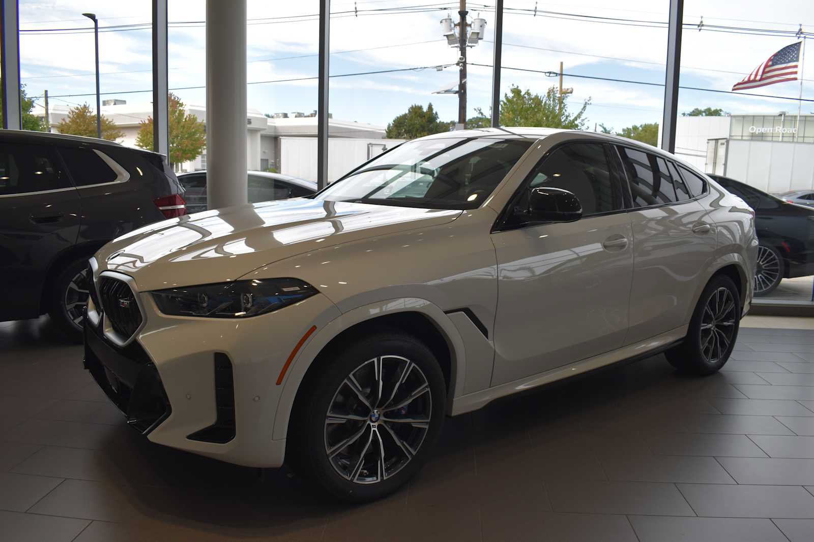 New 2027 BMW X6 M60i w/ Parking Assistance Package AWD/4WD image 3