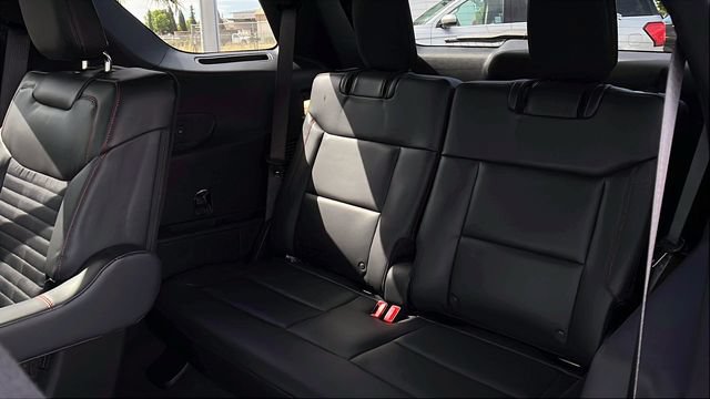 New 2026 Ford Explorer ST-Line w/ ST-Line Street Pack RWD image 17