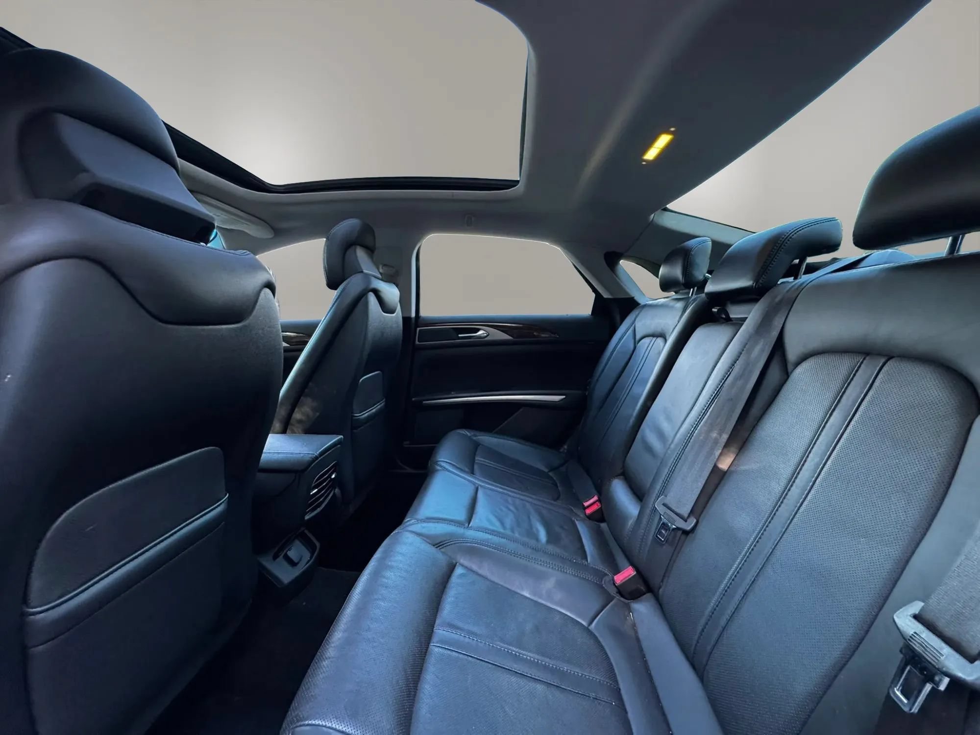 Used 2013 Lincoln MKZ FWD image 13
