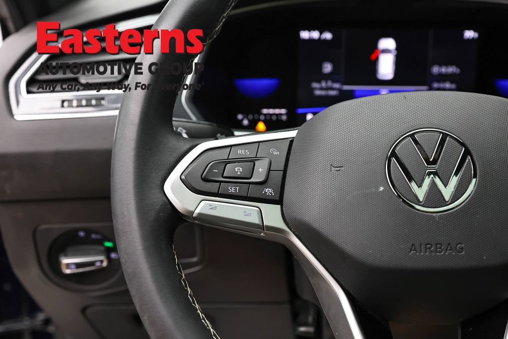 Used 2022 Volkswagen Tiguan SE w/ Panoramic Sunroof Package AWD/4WD image 30