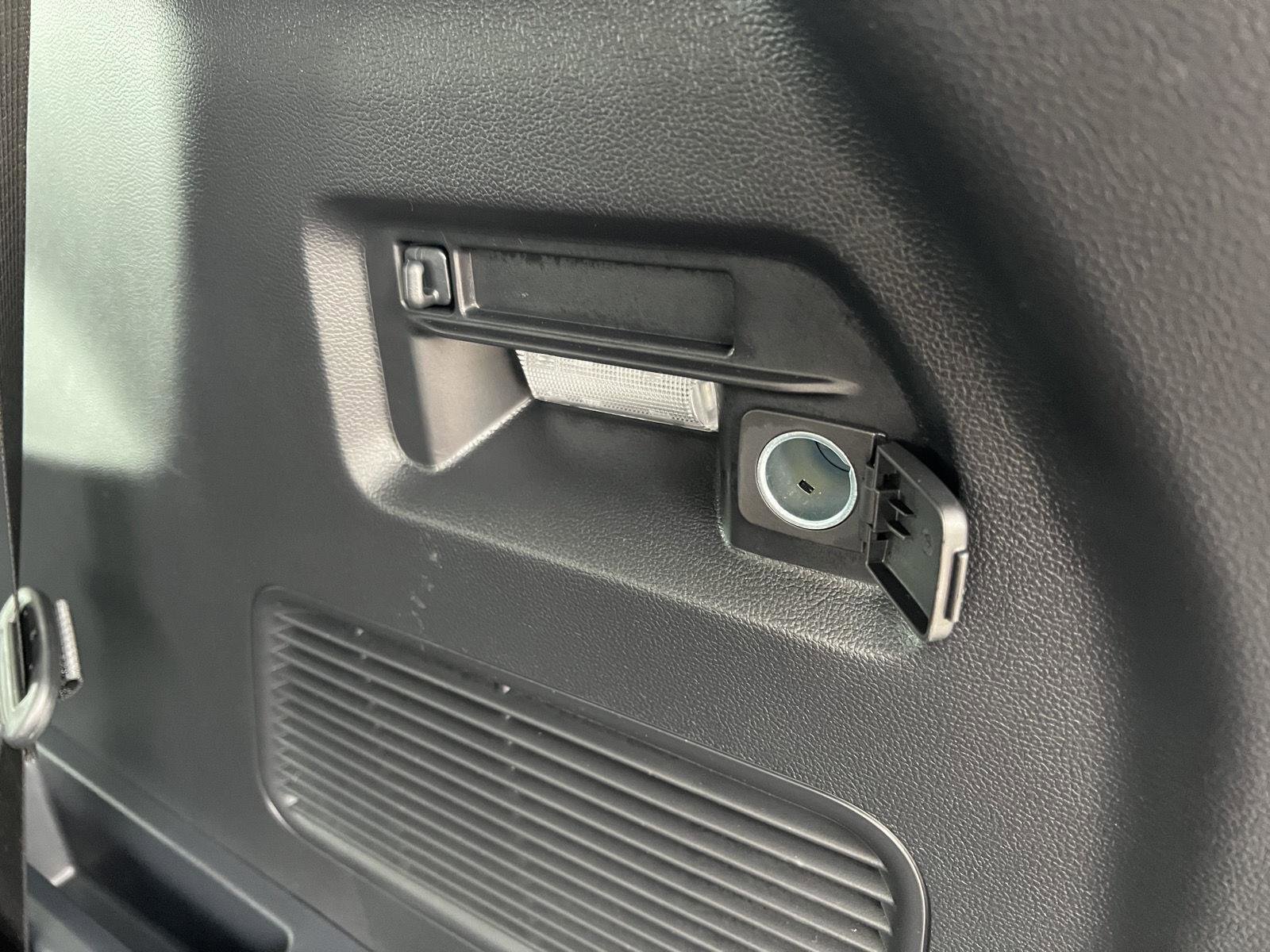 Used 2025 Ford Explorer Active w/ Active Comfort Package AWD/4WD image 51