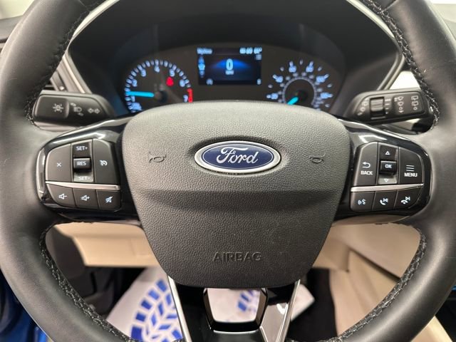 Used 2022 Ford Escape SE w/ Cold Weather Package image 19