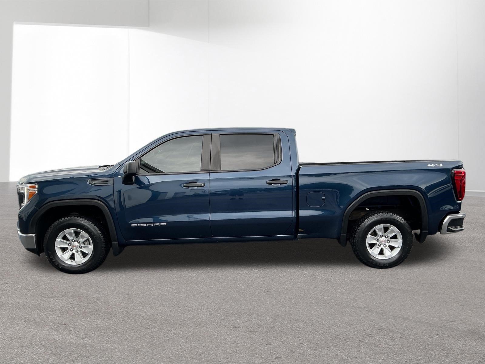 Used 2021 GMC Sierra 1500 4x4 Crew Cab w/ Sierra Value Package image 6