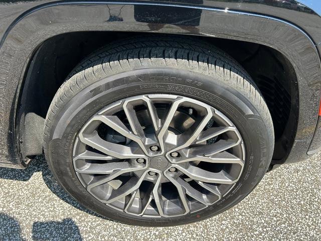 Used 2023 Jeep Grand Cherokee L Summit image 33