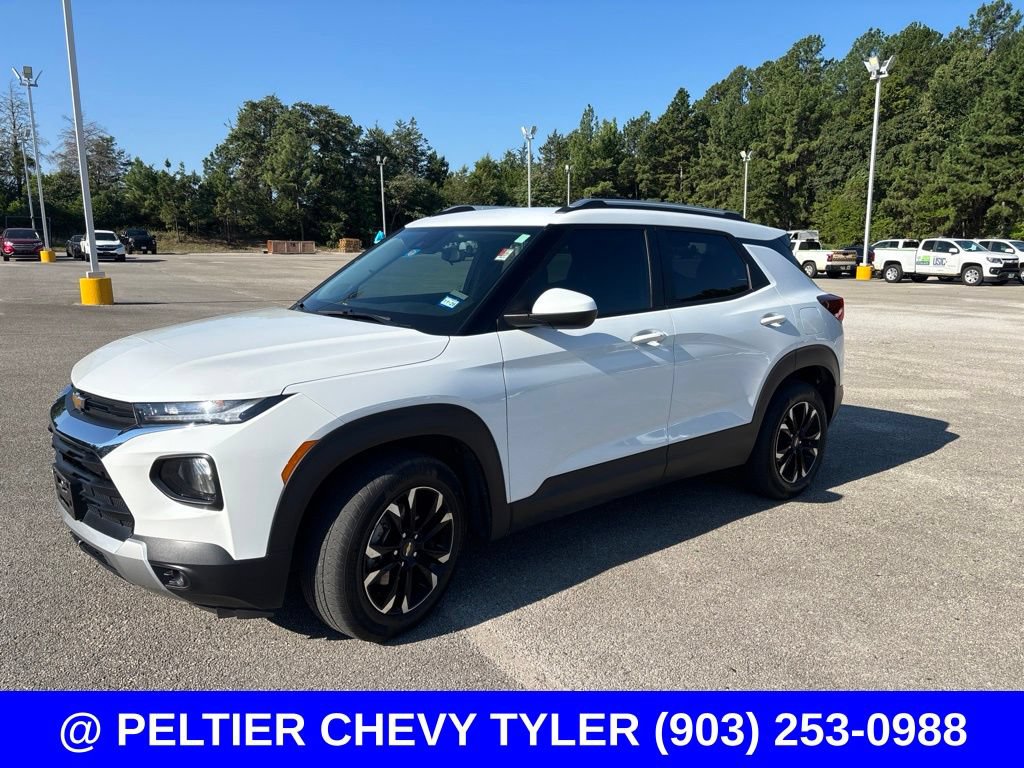 Used 2022 Chevrolet TrailBlazer LT FWD image 3