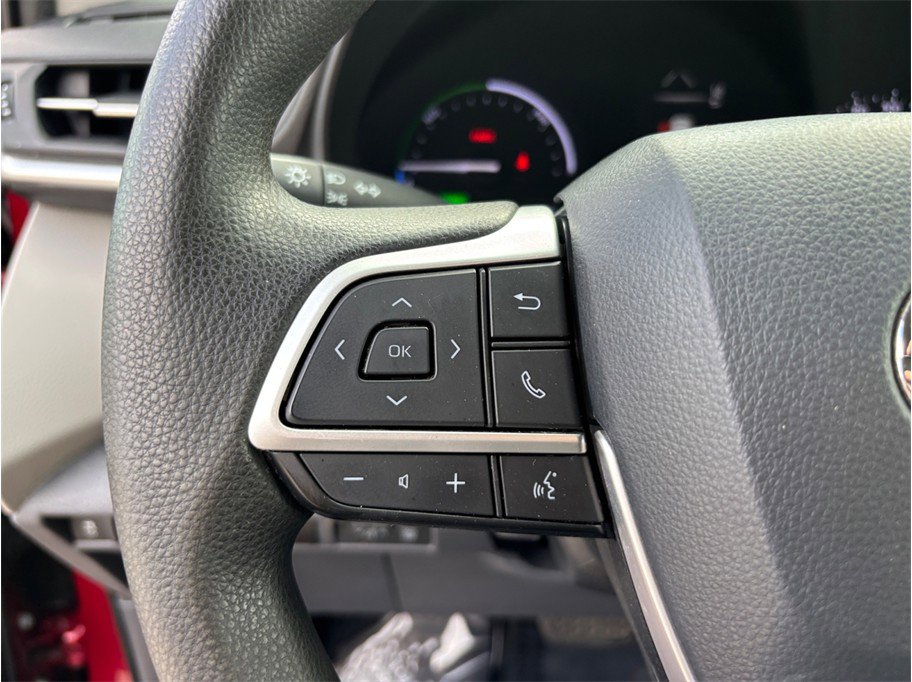Used 2021 Toyota Sienna LE FWD image 22