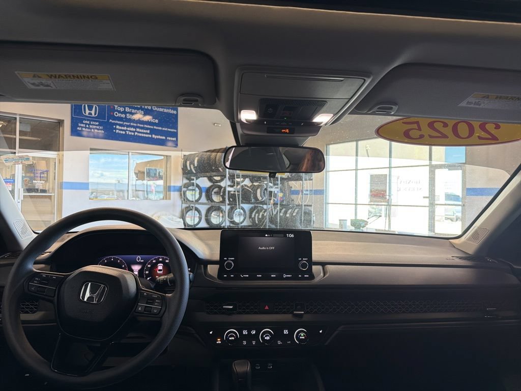 Certified 2025 Honda Accord SE image 10