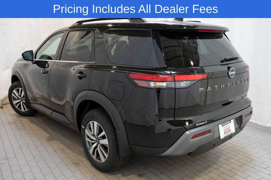 New 2026 Nissan Pathfinder SL AWD/4WD image 4