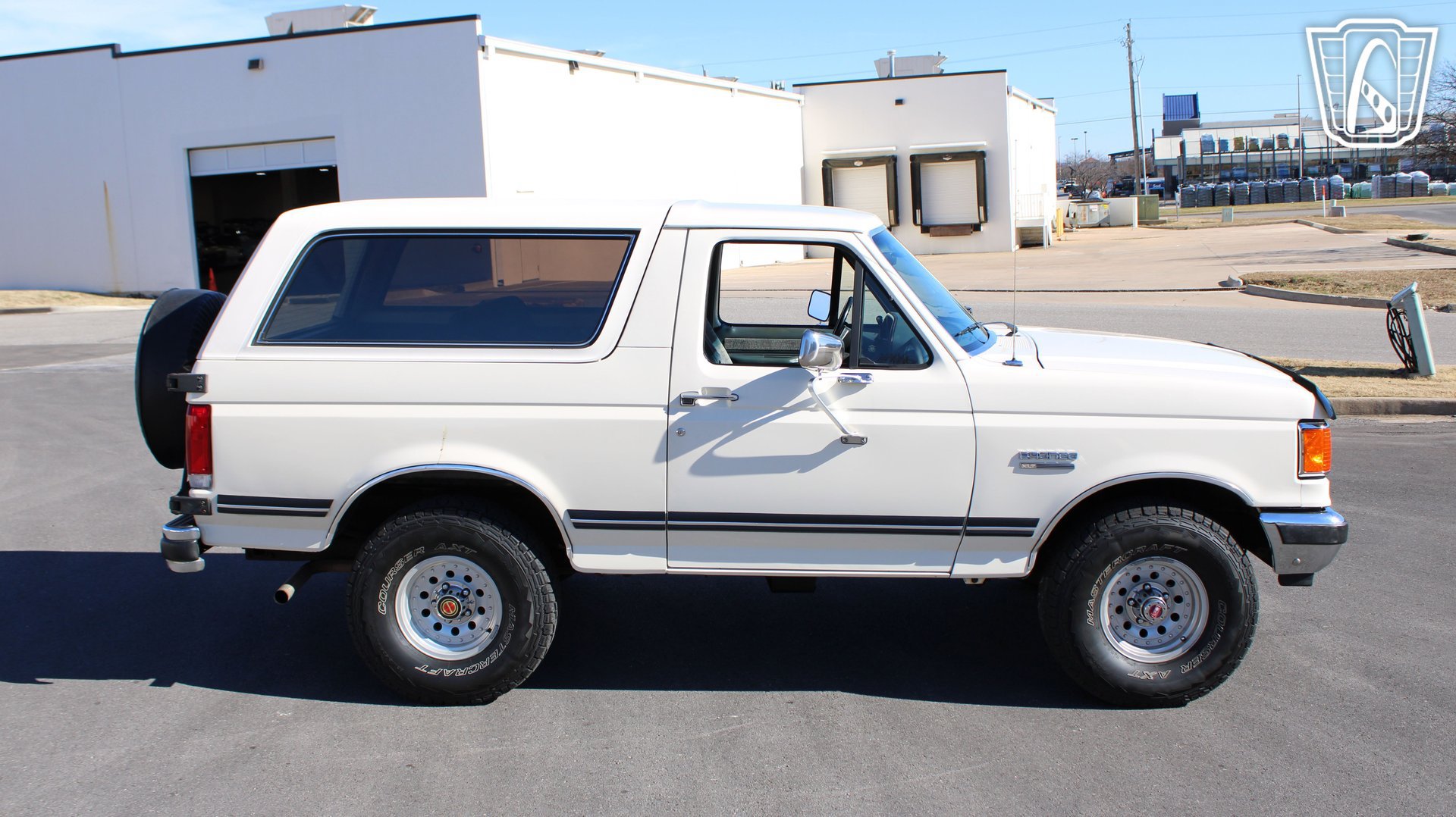 Used 1990 Ford Bronco AWD/4WD image 31