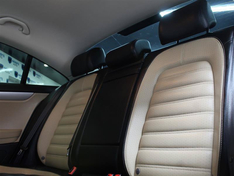 Used 2013 Volkswagen CC Sport FWD image 17