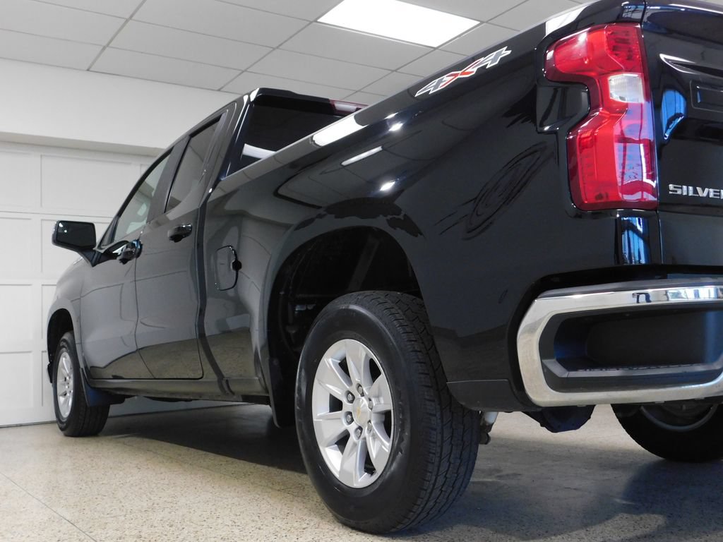 Used 2020 Chevrolet Silverado 1500 LT w/ Fleet Comfort Package AWD/4WD image 56