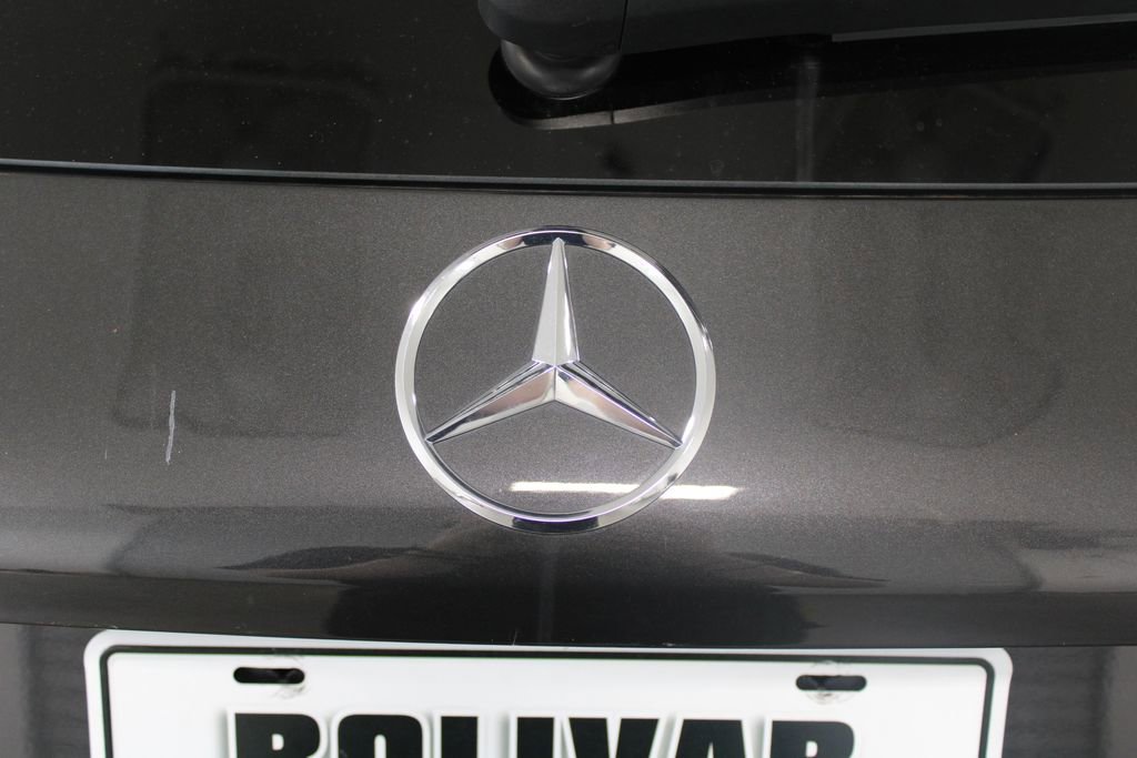 Used 2022 Mercedes-Benz GLC 300 image 13