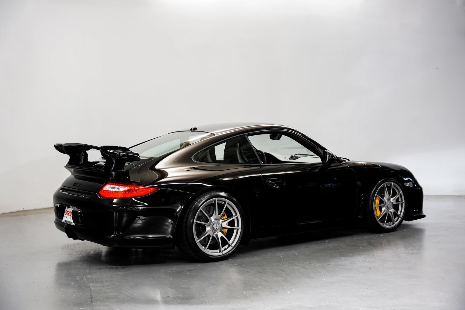 Used 2010 Porsche 911 GT3 RWD image 3