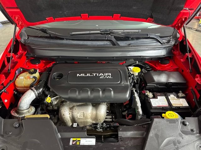 Used 2018 Jeep Cherokee Limited w/ High Altitude Package AWD/4WD image 12