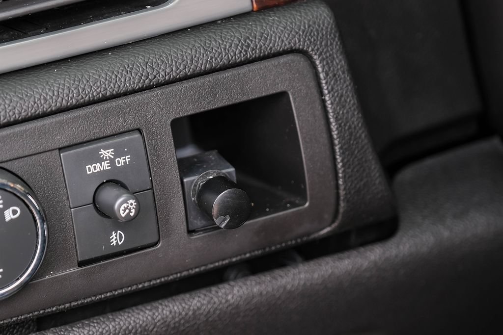 Used 2013 GMC Yukon XL Denali AWD/4WD image 44